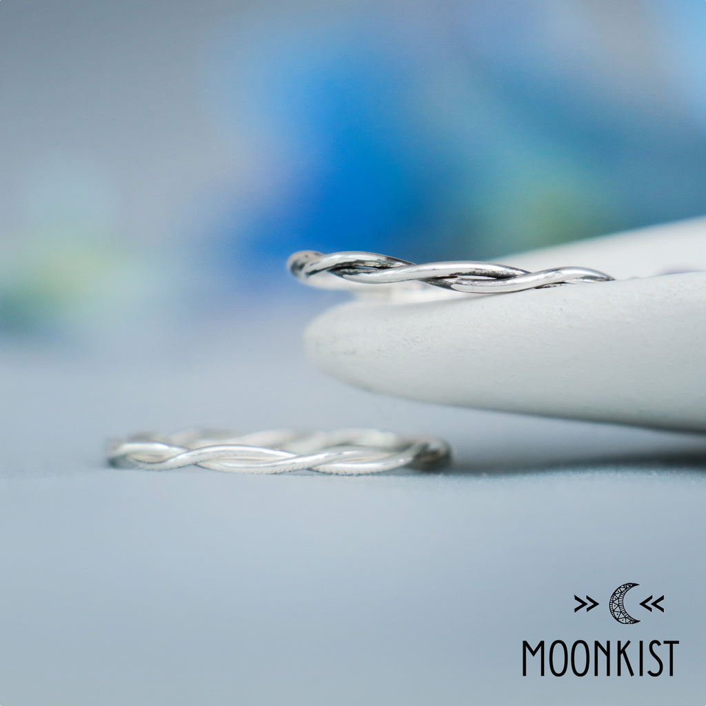 Simple Silver Loose Twist Vine Ring | Moonkist Designs