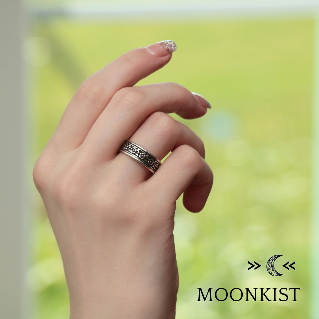 Antique Garden Wedding Ring | Moonkist Designs