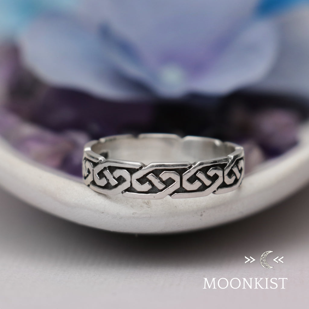 Celtic Love Knot Wedding Band | Moonkist Designs